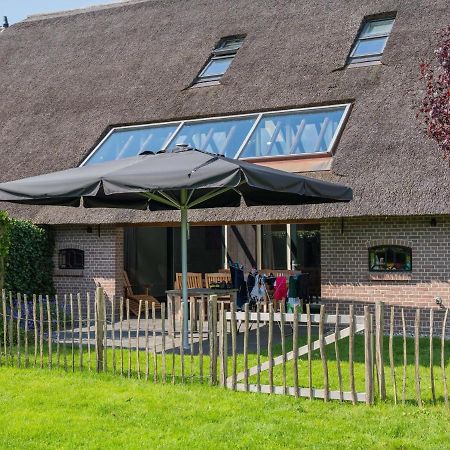 Vila Grandeur Farmhouse In Dwingeloo At A National Park Exteriér fotografie