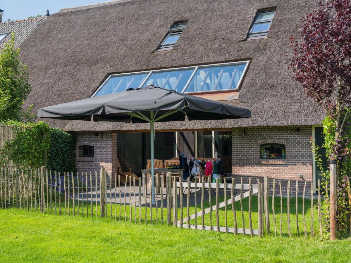 Vila Grandeur Farmhouse In Dwingeloo At A National Park Exteriér fotografie